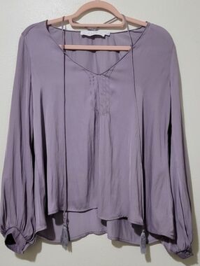 ASTR The Label Blouse Size XS Oversized Lavender Mauve Tie Neck Tassel Boho